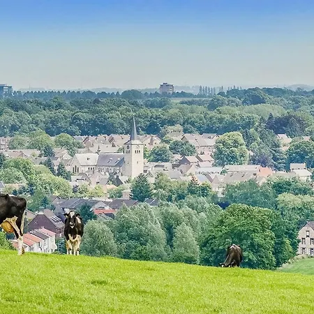 Hébergement de vacances Superbe Maison À Simpelveld Avec Piscine Simpelveld
